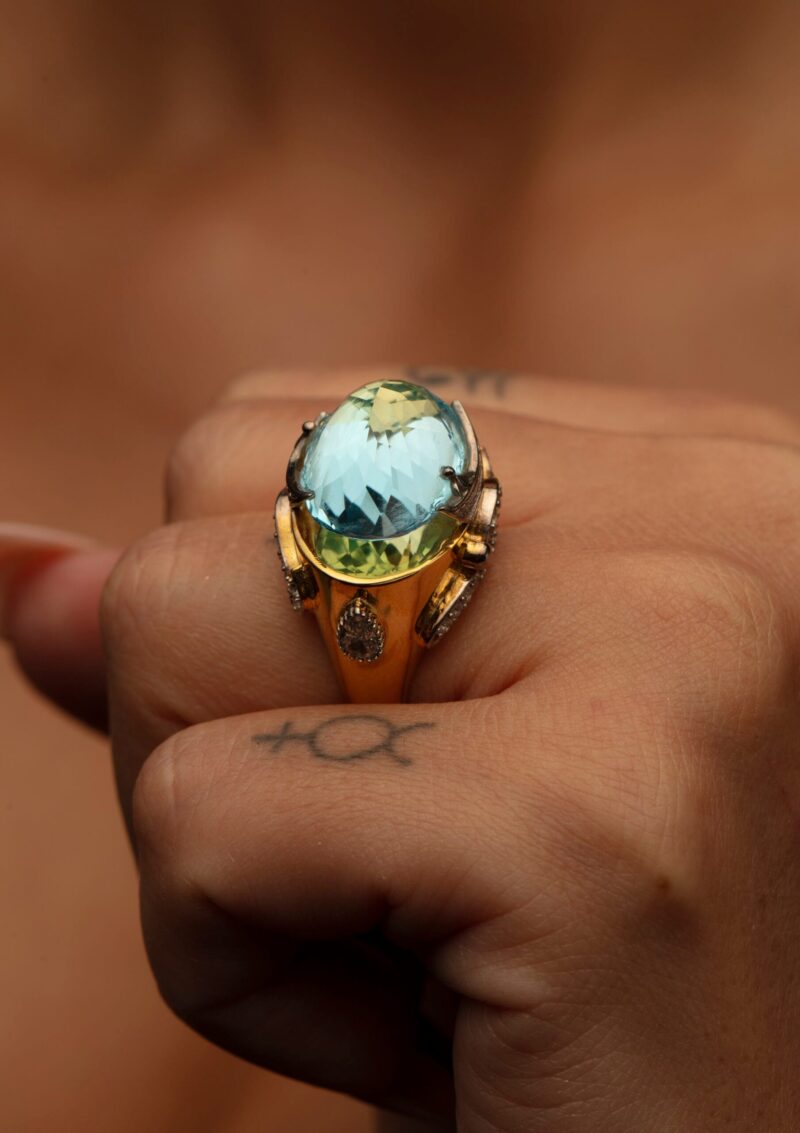 Sandallı Topaz Antik Yüzük / Venedik
