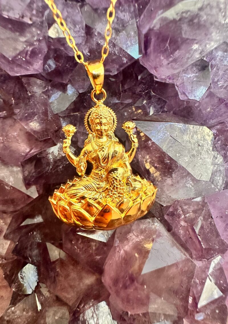 Alternative view of ✨Lakshmi Kolye