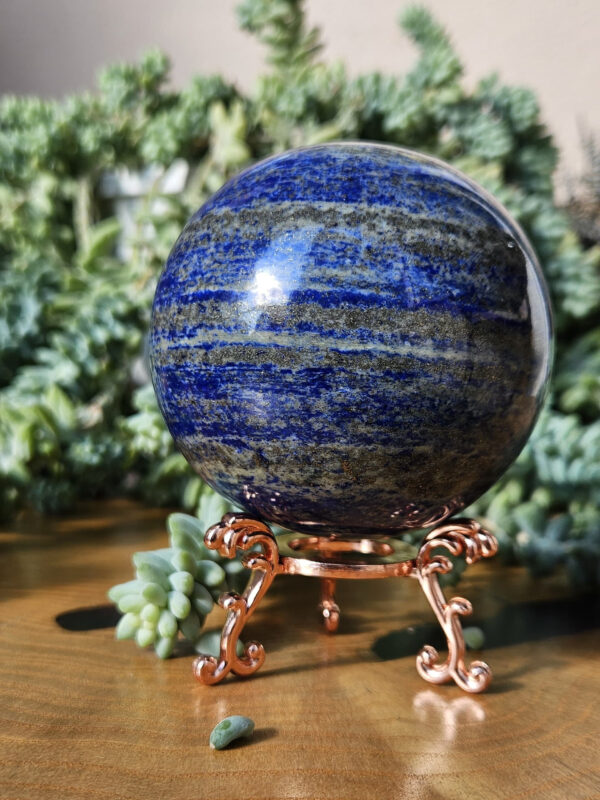 Lapis Lazuli Küre – Bilgeliğin ve İçsel Gücün Taşı