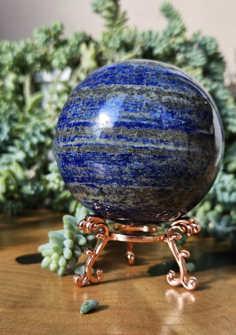 Lapis Lazuli Küre – Bilgeliğin ve İçsel Gücün Taşı