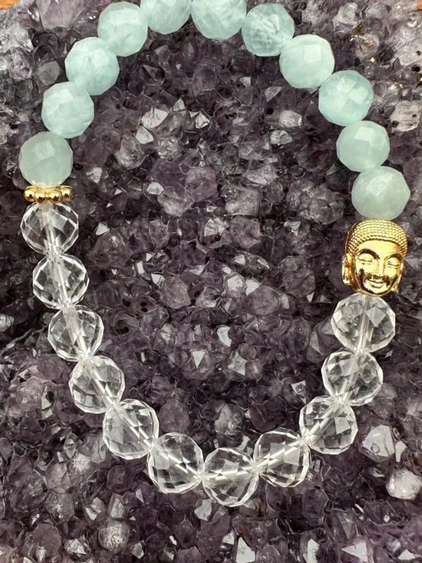 Alternative view of Sevgiyi Alma & Şefkat Bilekliği